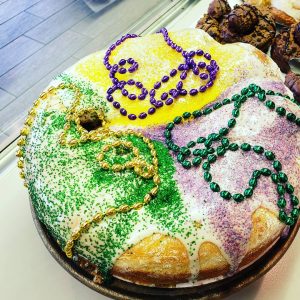 Mardi gras king cake