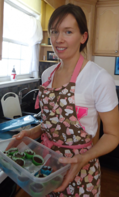 tonya_deveau-365×600.png.opt239x393o0,0s239x393